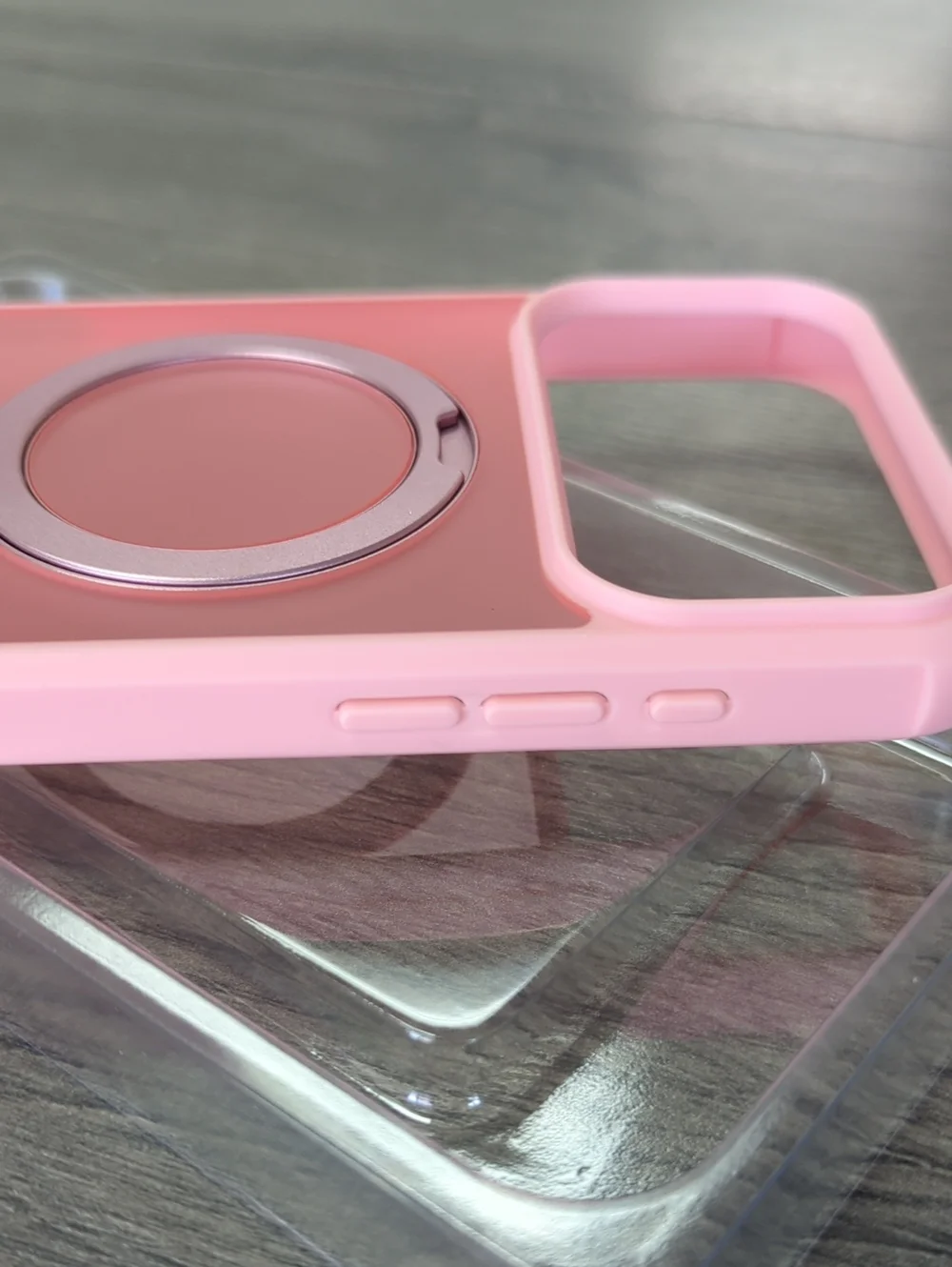 IP 17 Pro Max Phone Case